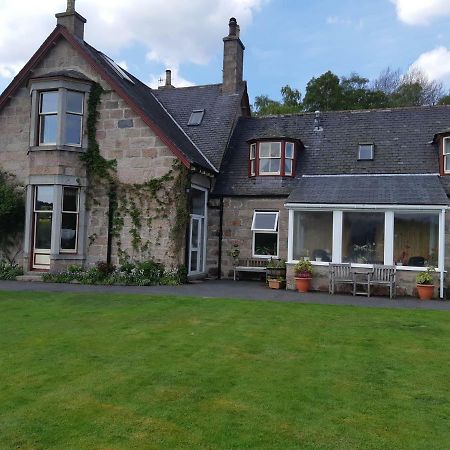 Creag Meggan Bed & Breakfast Ballater Bagian luar foto